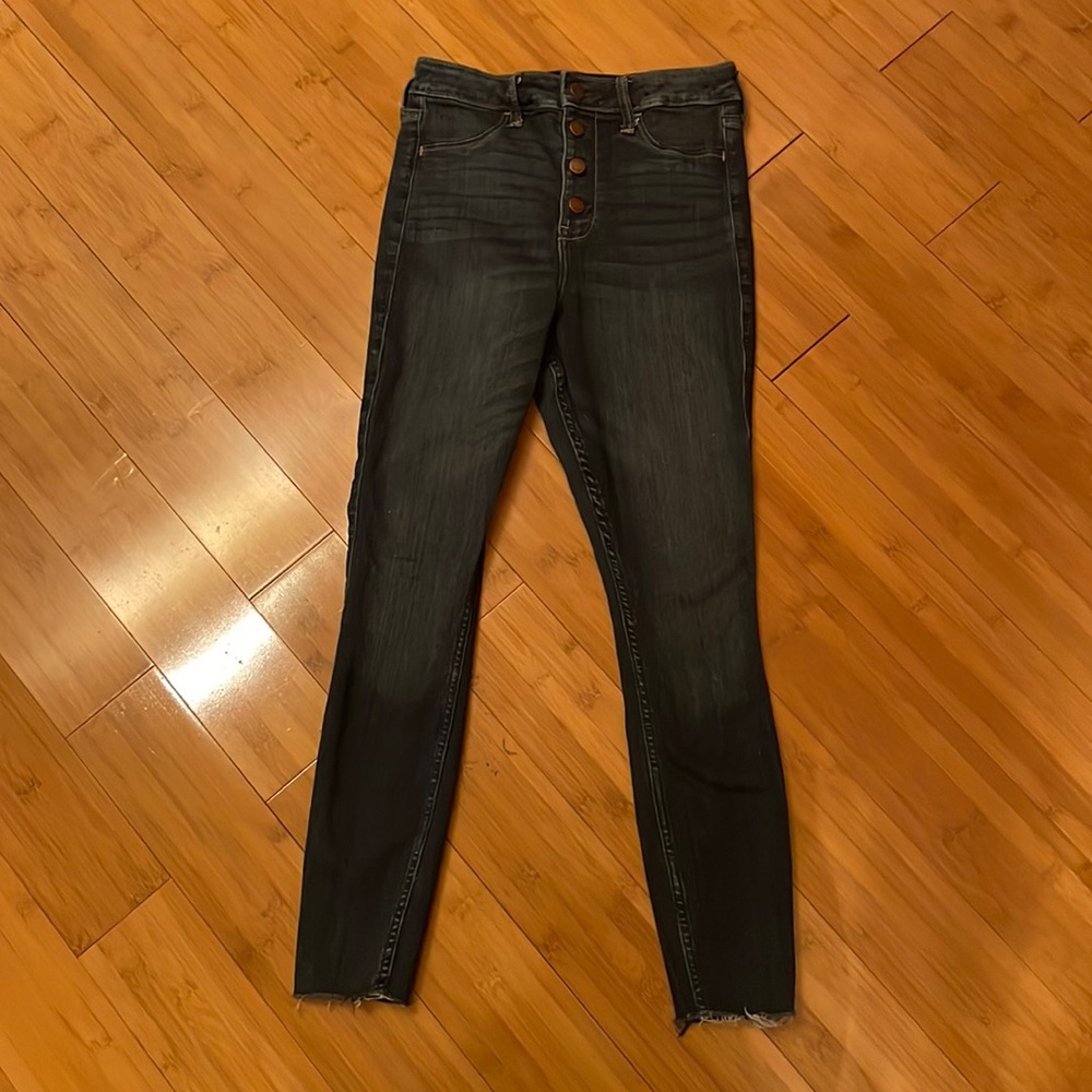 Hollister Curvy High Rise Crop Jean Legging